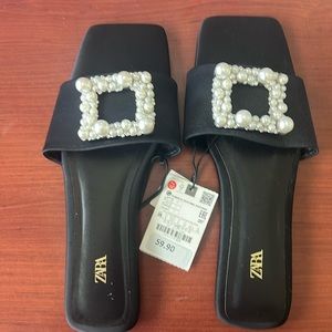 NWT Zara slides